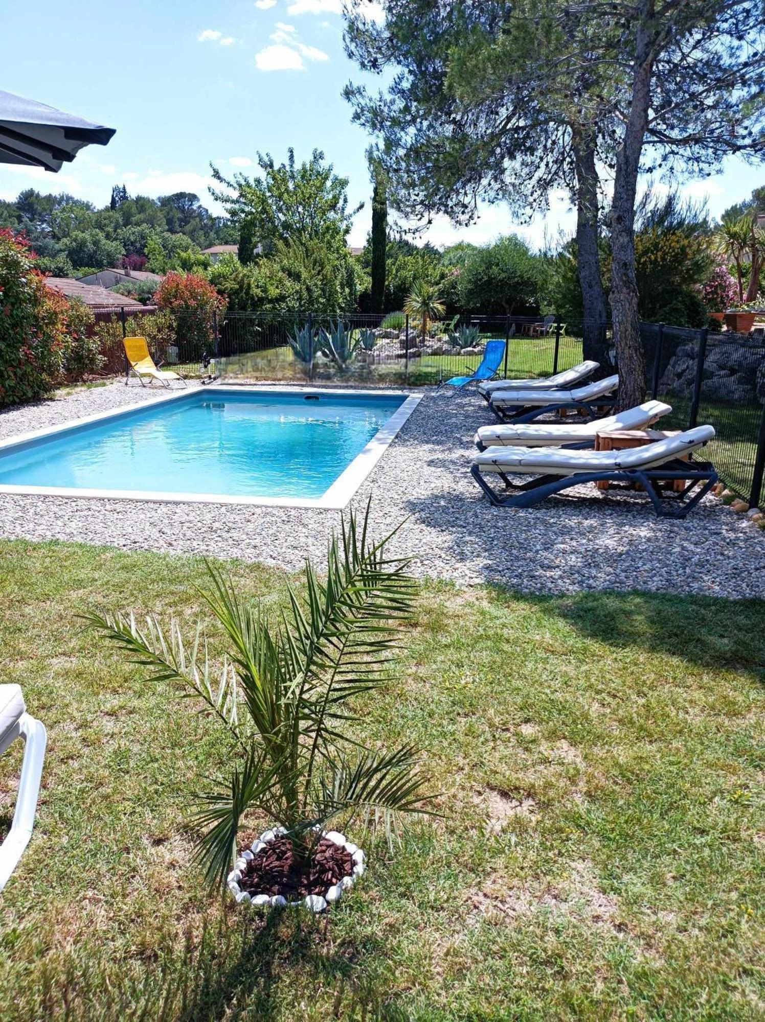 Anduze Gite Les Pins Au "Petit Clos Des Cigales" Massillargues-Attuech Экстерьер фото