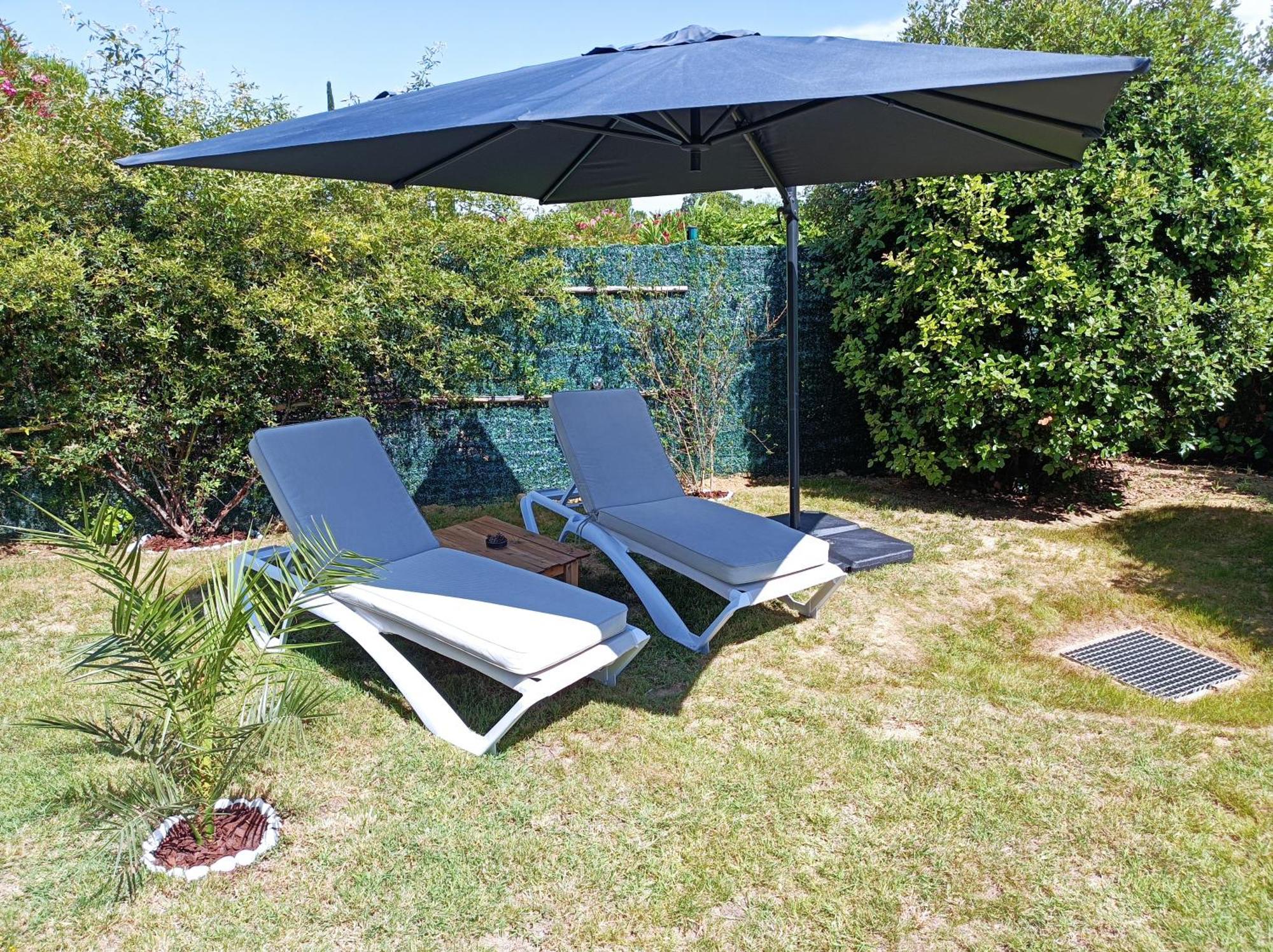 Anduze Gite Les Pins Au "Petit Clos Des Cigales" Massillargues-Attuech Экстерьер фото